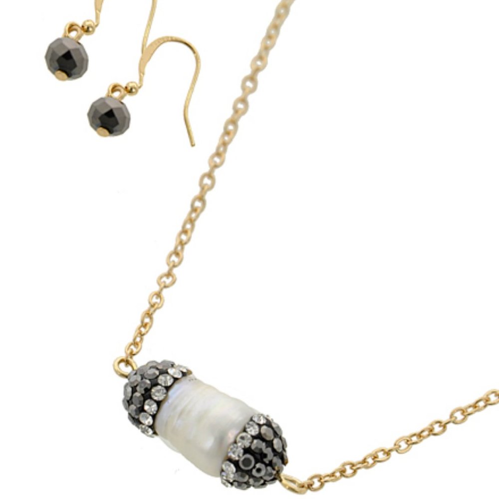 CREAM FRESH WATER PEARL DELICATE NECKLACE SET